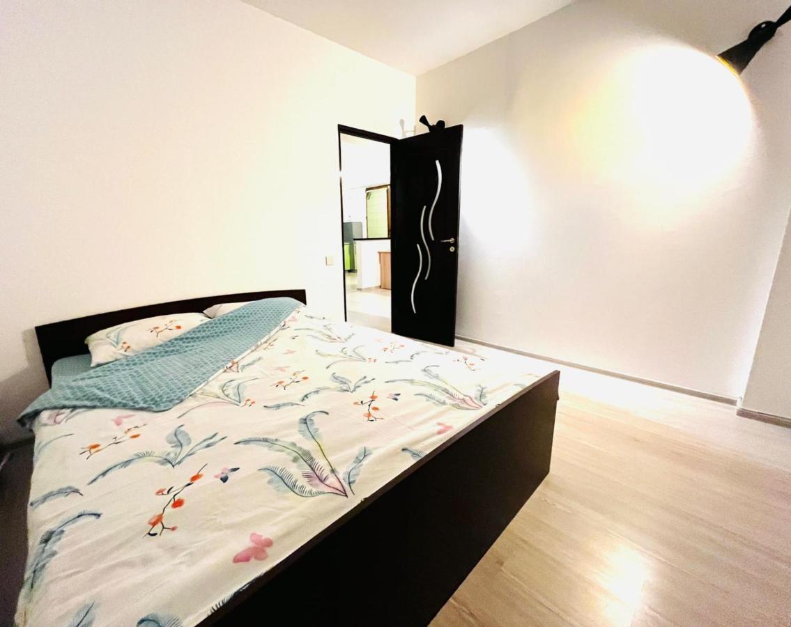 Confortmodern Flat3 Rooms Bacau Ngoại thất bức ảnh